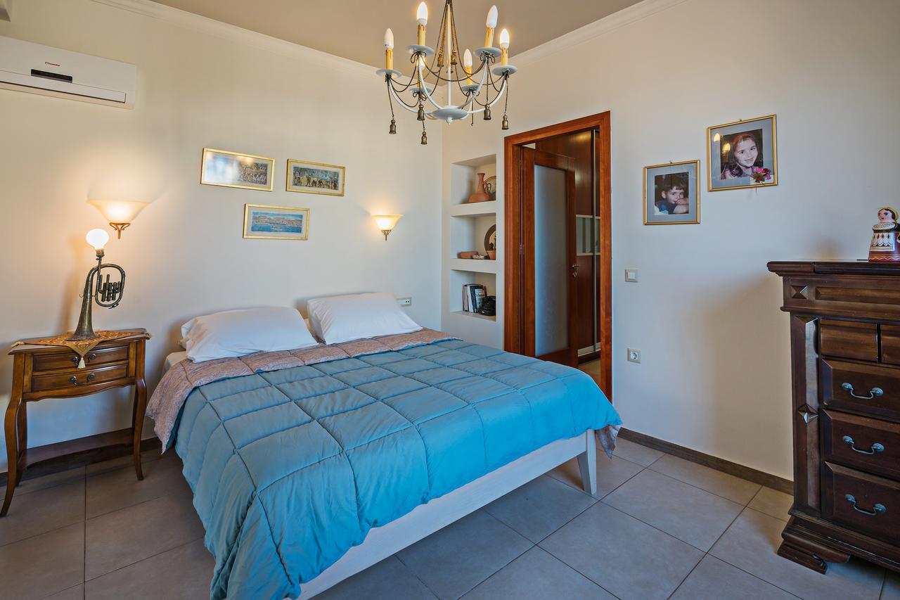 Sea Views At Villa Anemomylos With Heated Pool, Ping Pong And Tennis Agia Pelagia Eksteriør billede